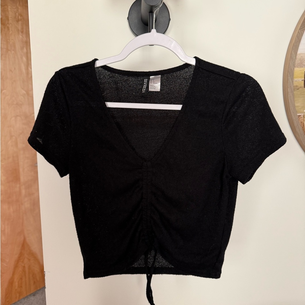 H&M Black Ruched V-Neck Crop Top